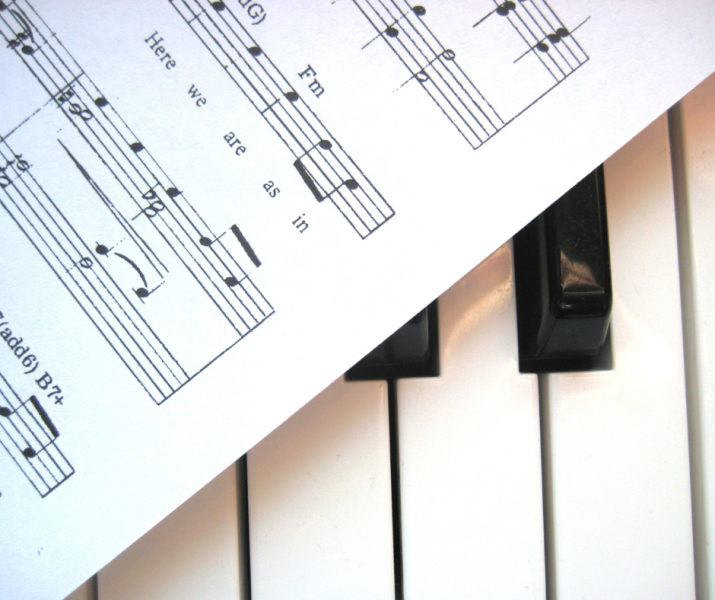 040.AG-PIANO_CHANT